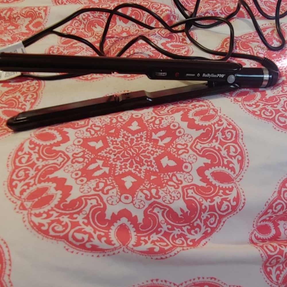Babyliss Pro 1 inch straightener